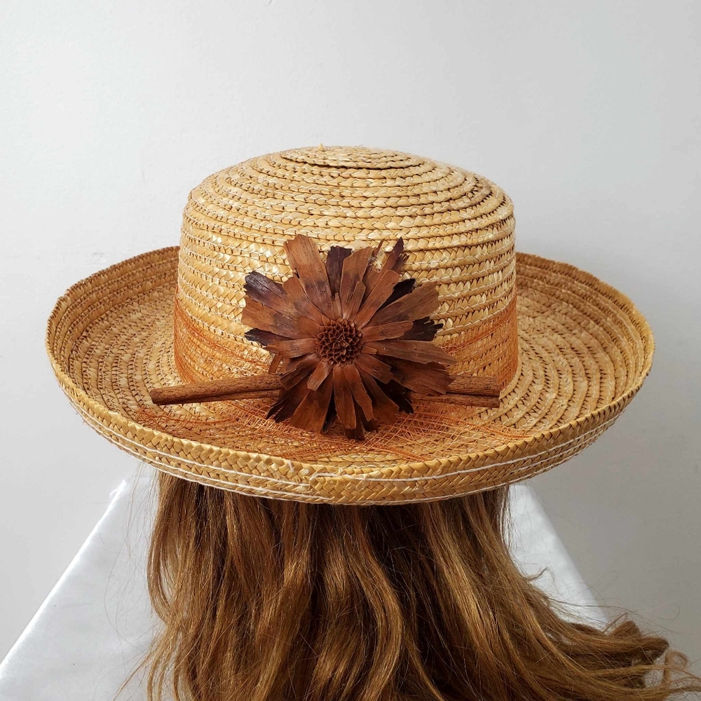 Vintage 80s Straw Hat Bow Detail